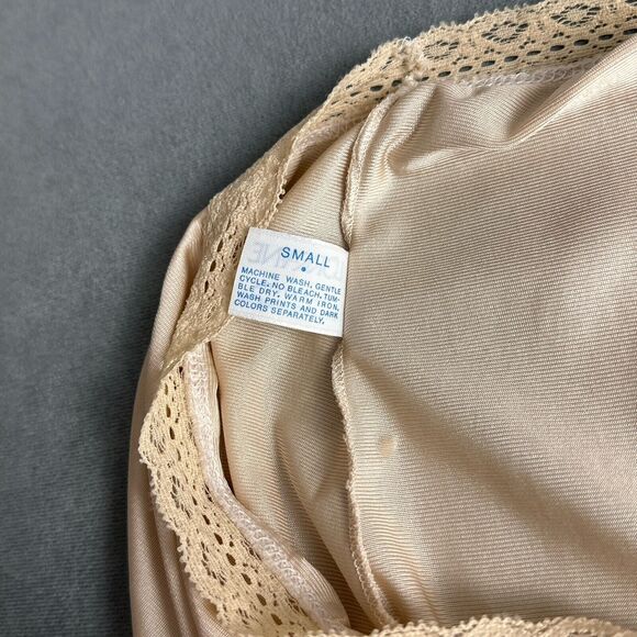 Vintage Lorraine Half Slip Size Small Beige High Slits Lace Nylon Stretch Lace - Picture 10 of 10